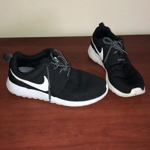 Nike Roshe 10.5